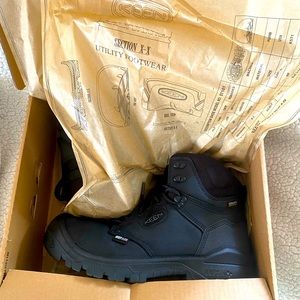 KEEN Independence 6” utility boot size 11.5D *NEW*